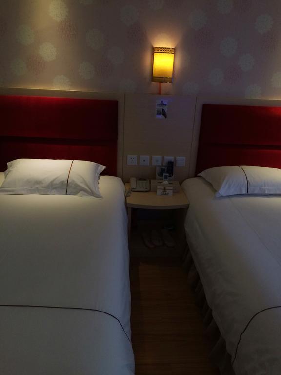 Super 8 Hotel Chengdu Airport Branch Kamer foto