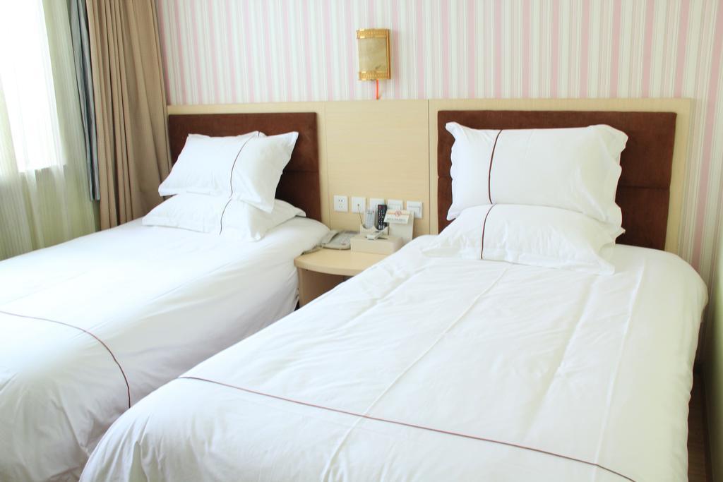 Super 8 Hotel Chengdu Airport Branch Buitenkant foto